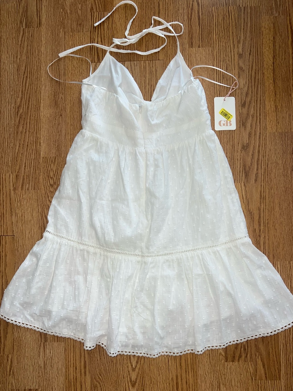 Dress - Picture 4 of 5